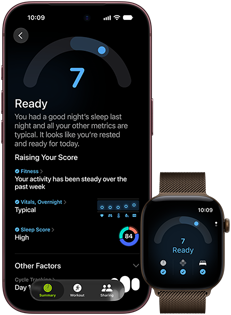 iPhone 18 Pro, noir, face avant, affichant le résultat du statut Préparation (score de 7), jumelé à une Apple Watch, de face, marron, affichant le même score Préparation de 7