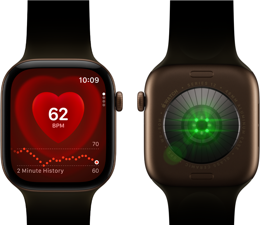 Deux Apple Watch Series 12, boîtier en aluminium, bronze sombre avec Bracelet Sport olive, l’une affichant l’app Fréquence cardiaque, l’autre montrant le Système de suivi de santé à l’arrière de la montre, avec des LED vertes lumineuses