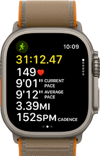 Apple Watch Ultra 4, boîtier en titane, finition naturelle, données avancées de l’exercice Course en plein air, côté droit, Digital Crown, bouton latéral en saillie, Boucle Trail, coloris sable