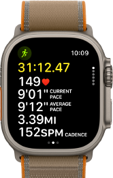 Apple Watch Ultra 4, boîtier en titane, finition naturelle, données avancées de l’exercice Course en plein air, côté droit, Digital Crown, bouton latéral en saillie, Boucle Trail, coloris sable