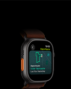 Apple Watch Ultra 4, boîtier en titane, noir, fonctionnalité Course avec itinéraire avec une carte d’un parcours de course à pied, côté gauche, bouton Action, Boucle Alpine, bordeaux